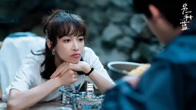 宋茜另一种蓝##宋茜ins宣传中国瓷器