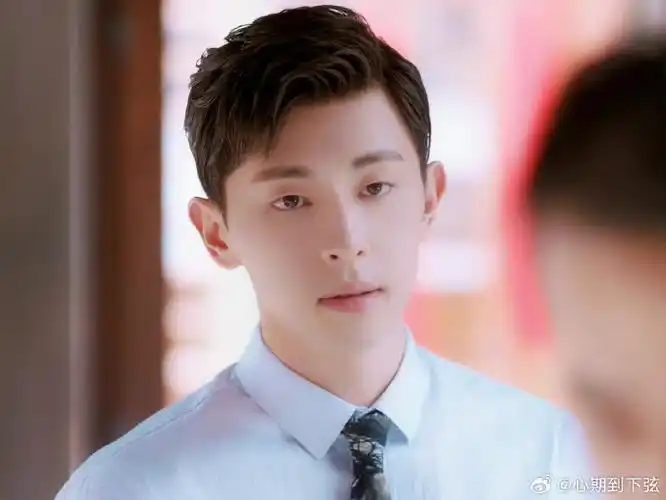 邓伦##邓伦粉丝##邓伦现状#柏海的小喇叭花发型,超时尚,超漂亮.