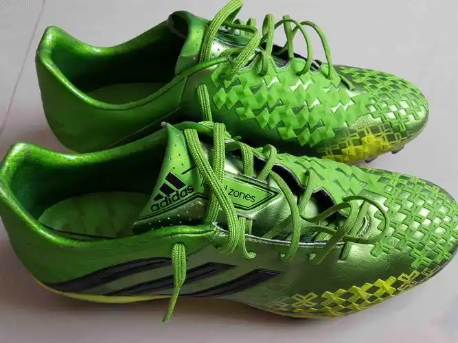 95成新猎鹰13顶级ag 草绿色_足球装备交易_enjoyz足球装备论坛