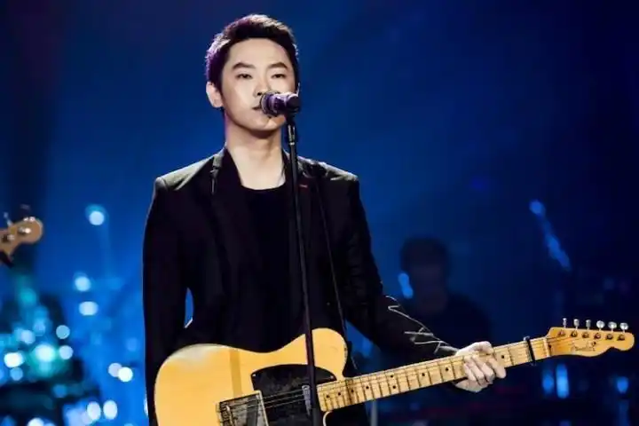 音乐猛料 5年磨一剑的梁博挑战《歌手》,请不要叫他选秀冠军,他是灵魂