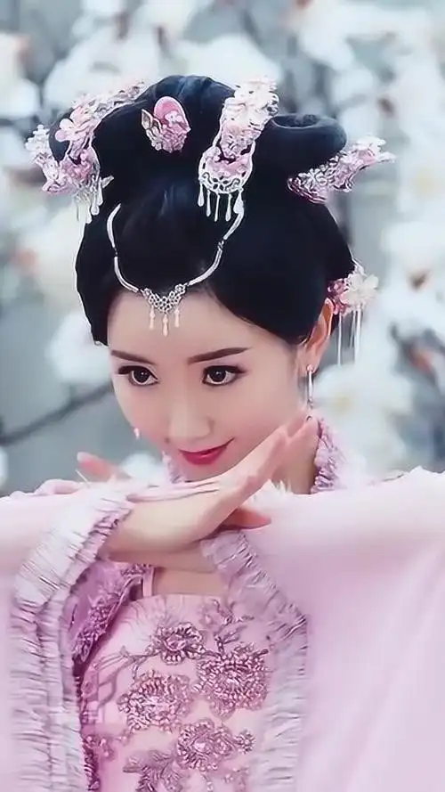 锦绣未央,毛晓彤这支舞就两个字,漂亮!