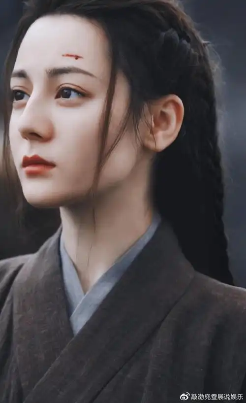 迪丽热巴李长歌终于穿上女装了你们想看的美美的我回来了