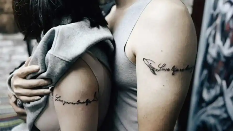 天津情侣纹身侧情图:针牛刺青纹身店的选择在天津,寻找一处兼具艺术