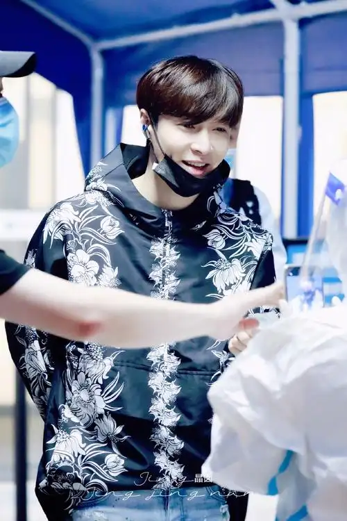 张艺兴脸基尼##张艺兴向往的生活##张艺兴的时光街区