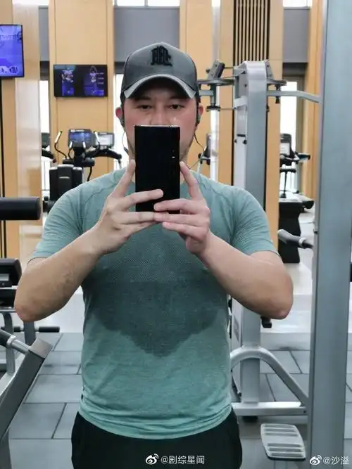 沙溢说快过年了减几斤肉好有脸吃饭