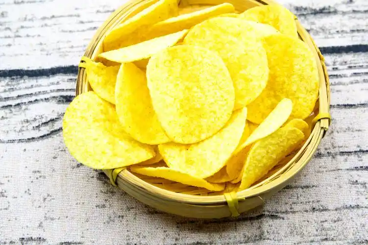 薯片 膨化食品 零食 食品 小吃 零嘴 香脆薯… - 堆糖,美图壁纸兴趣