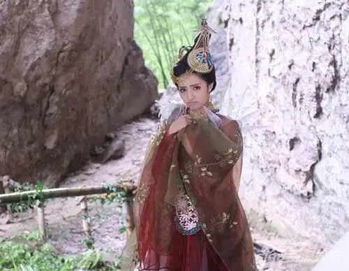 封神英雄琵琶精麦迪娜暗恋张明明