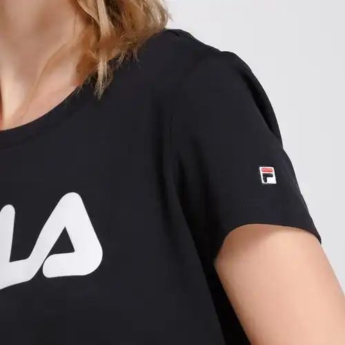 斐乐女装大logo圆领休闲百搭时尚潮流运动青春活力女式短袖t