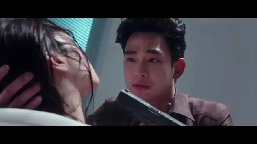 金秀贤和崔雪莉,real里的大尺度