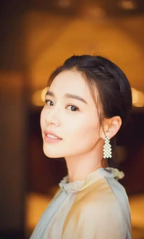 28岁拿影后,32岁因抑郁气喘视盲,马思纯究竟经历了什么?