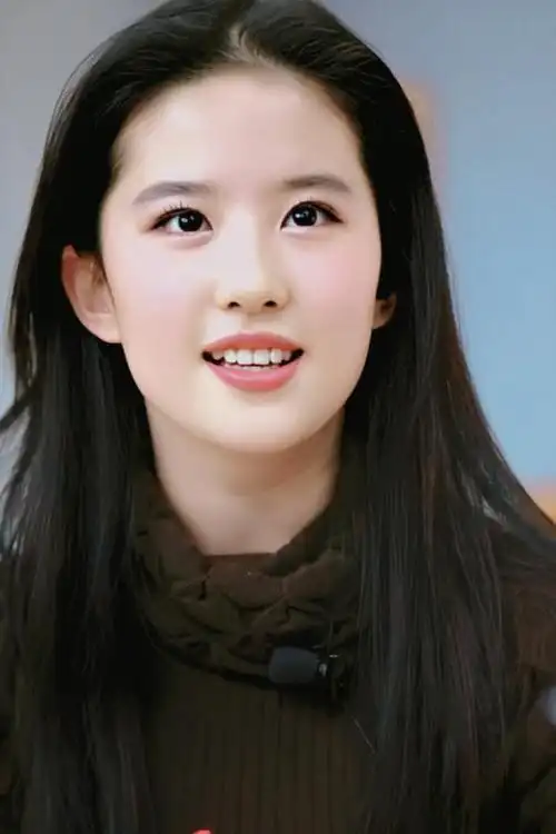 20岁之前的刘亦菲,又纯又欲,这些照片你看过吗?