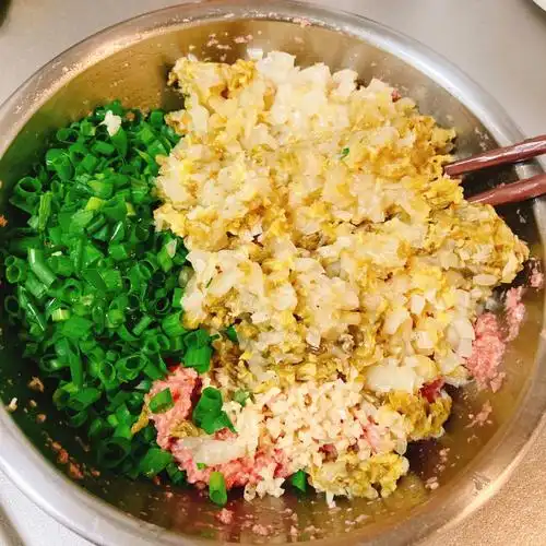 酸菜馅儿饺子09家庭版附做法