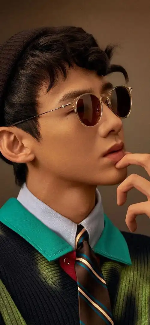 精选男明星壁纸合集|秦霄贤|白敬亭|胡歌|车银优|陈立农