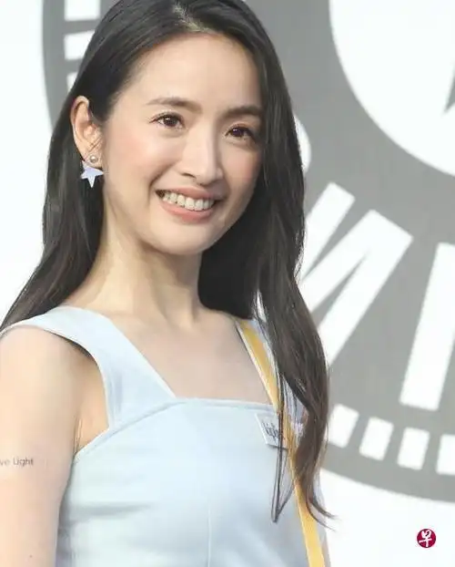 林依晨剪利落短发 包五场《打喷嚏》谢粉丝