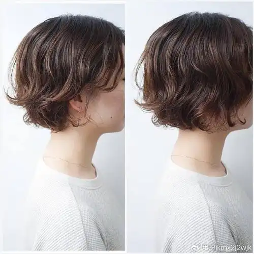 短发这样烫蓬松不太卷,好看不老气,效果嘎嘎好|烫发|短发|头发_新浪