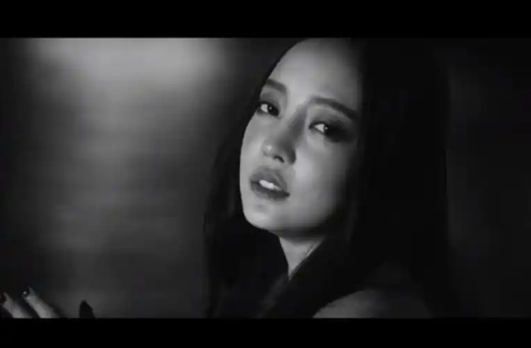 具荷拉遗作mv曝光 粉丝哭爆我们很想你