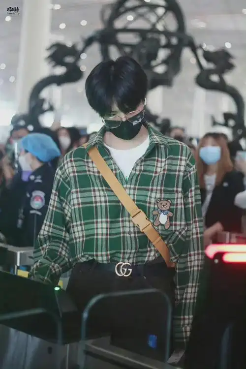 丨刘耀文机场合集来喽