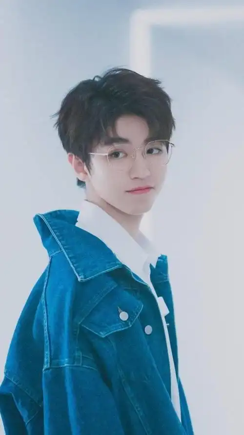 壁纸王俊凯王俊凯高清无水印壁纸我说这个大男孩是我的