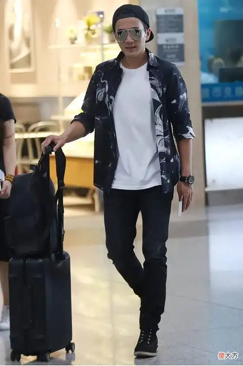 【就爱时尚】刘恺威的休闲穿搭有哪些优点