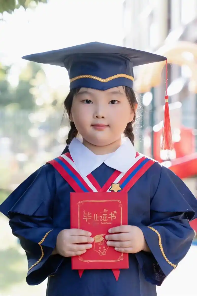 幼儿园毕业照91.