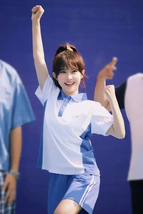 赖美云塑普好可爱##赖美云校服