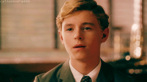 谁不为当年15岁的他怦然心动,今眼睛只剩一条缝?岁月你要不要这么狠?