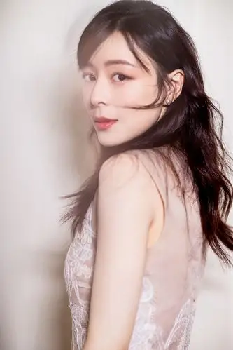 张静初出席活动 优雅冻龄尽显绝佳气质_凤凰网娱乐_凤凰网