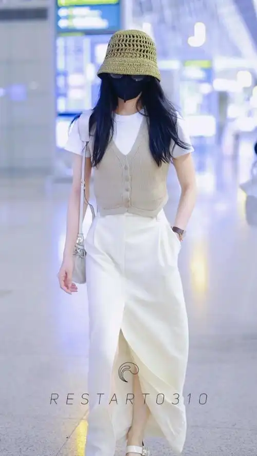 刘诗诗出发巴黎机场路透##刘诗诗出发巴黎