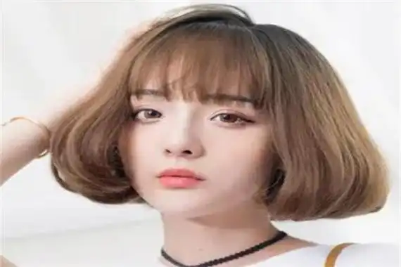 女生波波头短发发型图片2022最新款