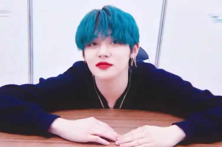 崔连准 头像 壁纸/自修禁二改