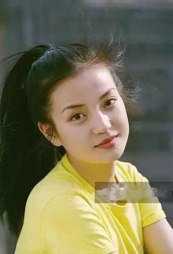 赵薇晒苏有朋帅照 原来今天是蛙哥生日呢!