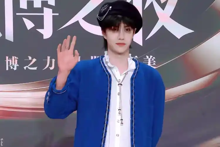 有没有王一博电脑锁屏壁纸