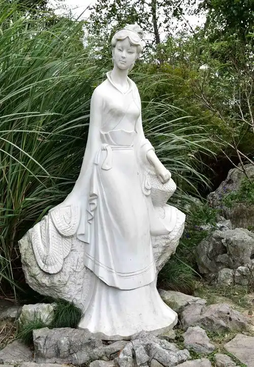 无锡蠡湖中的西施庄