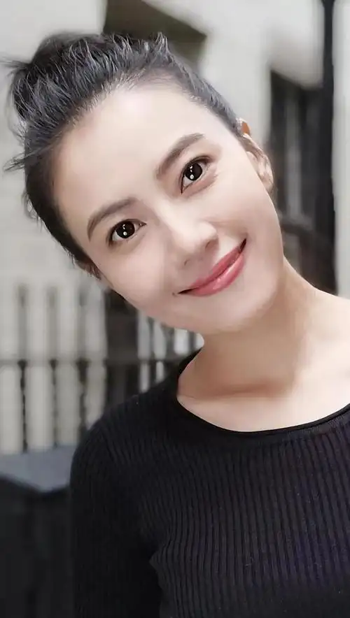 性感女神高圆圆高清写真8