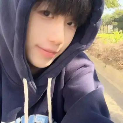 小清新暖男头像 高清好看的暖男头像治愈系帅气男_男生头像_头像屋