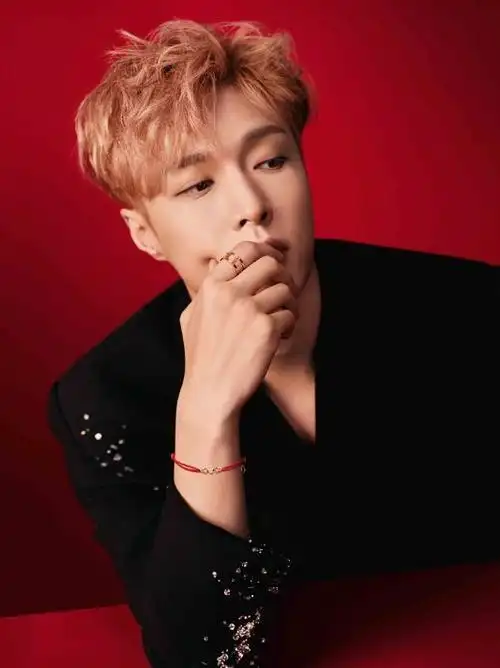 张艺兴爆热恋赵露思!工作室神回应狠酸狗仔  网友:好喜欢