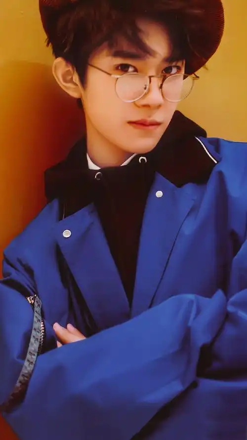 易烊千玺 170619《红秀grazia》第310期