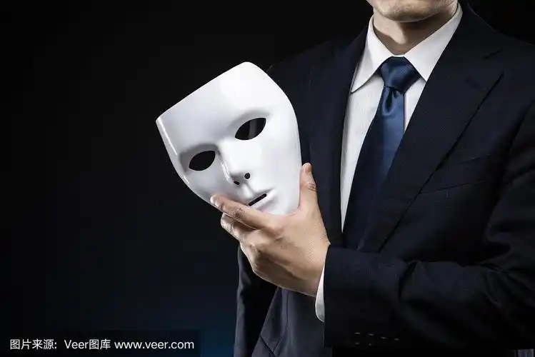 穿西装戴面具的男人