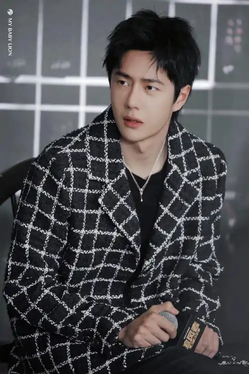 王一博龙脊##王一博宋帅神同步转头