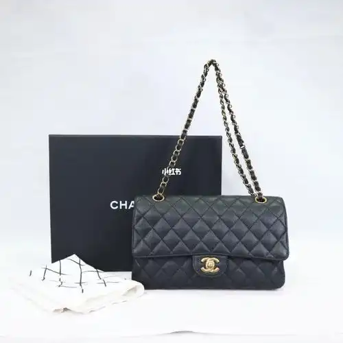 chanel香奈儿中号cf黑金鱼子酱牛皮链条包