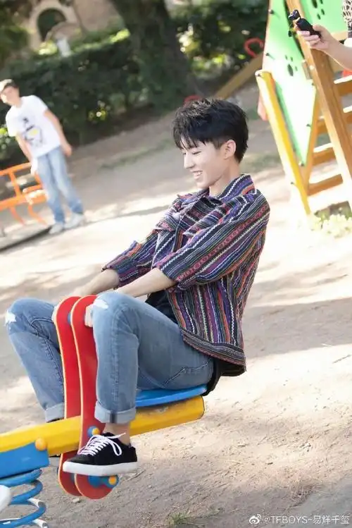 王俊凯出道十年变化##王俊凯14岁到24岁颜值变化