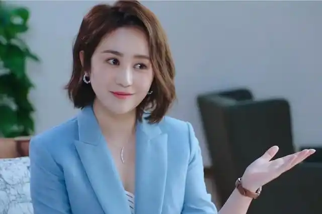 张雪迎换发型了,波波头短发减龄又精神,换季选这个发型很适合!