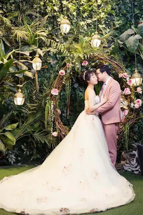 王凯 周莹 结婚照