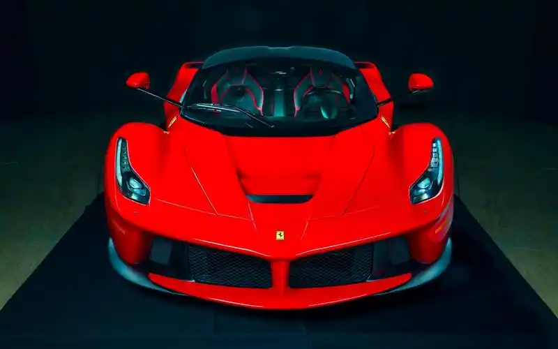 法拉利laferrari超级跑车