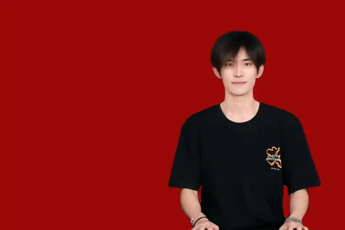 恋爱笔记.#千我 #小说 #同人文 #易烊千玺 #原创 今 - 抖音