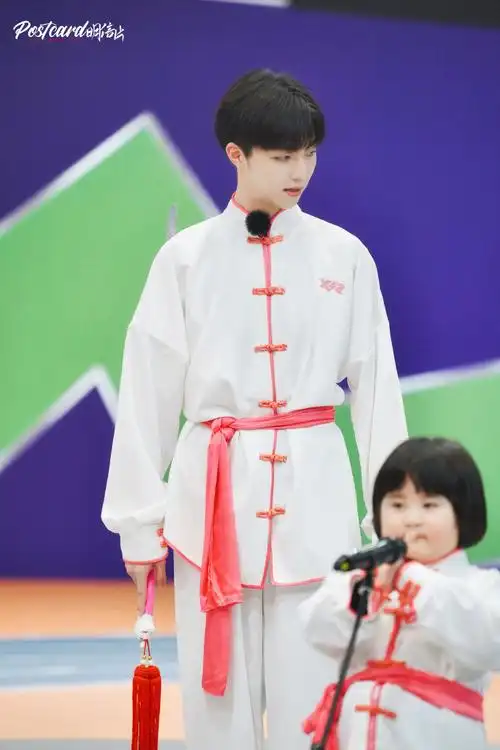 陈立农小巨人运动会