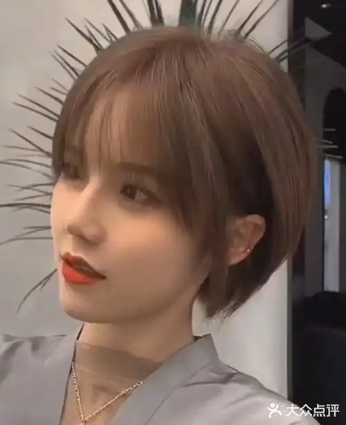 2020流行短发推荐2020最火短发发型减龄显气质适合圆脸方脸长险3柔和