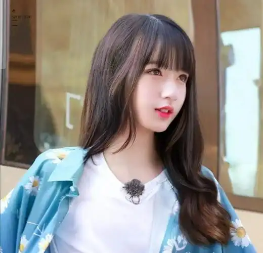 不来一张女装不合适吧 7.张真源 出了名的不上镜,本人