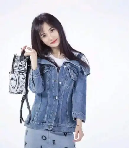 杨幂挚爱的牛仔外套,非常减龄的外套,你有一件吗?