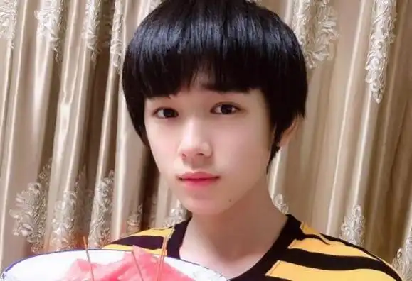 宋亚轩的女朋友付诗琦真的吗 付诗琦个人资料简介-风君歌曲歌词大全网